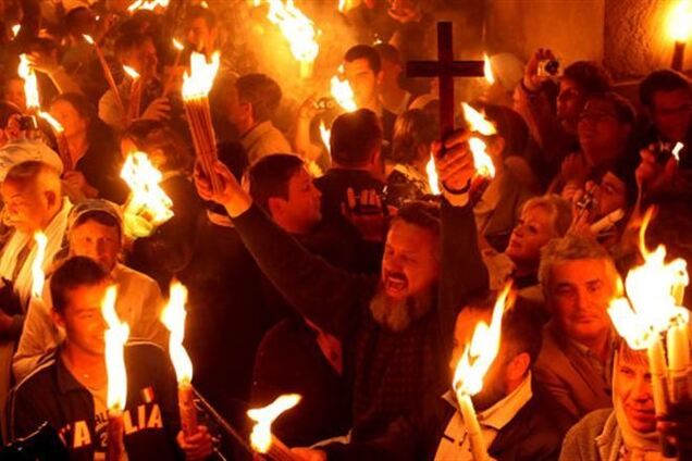 Ученые разгадали феномен Благодатного огня