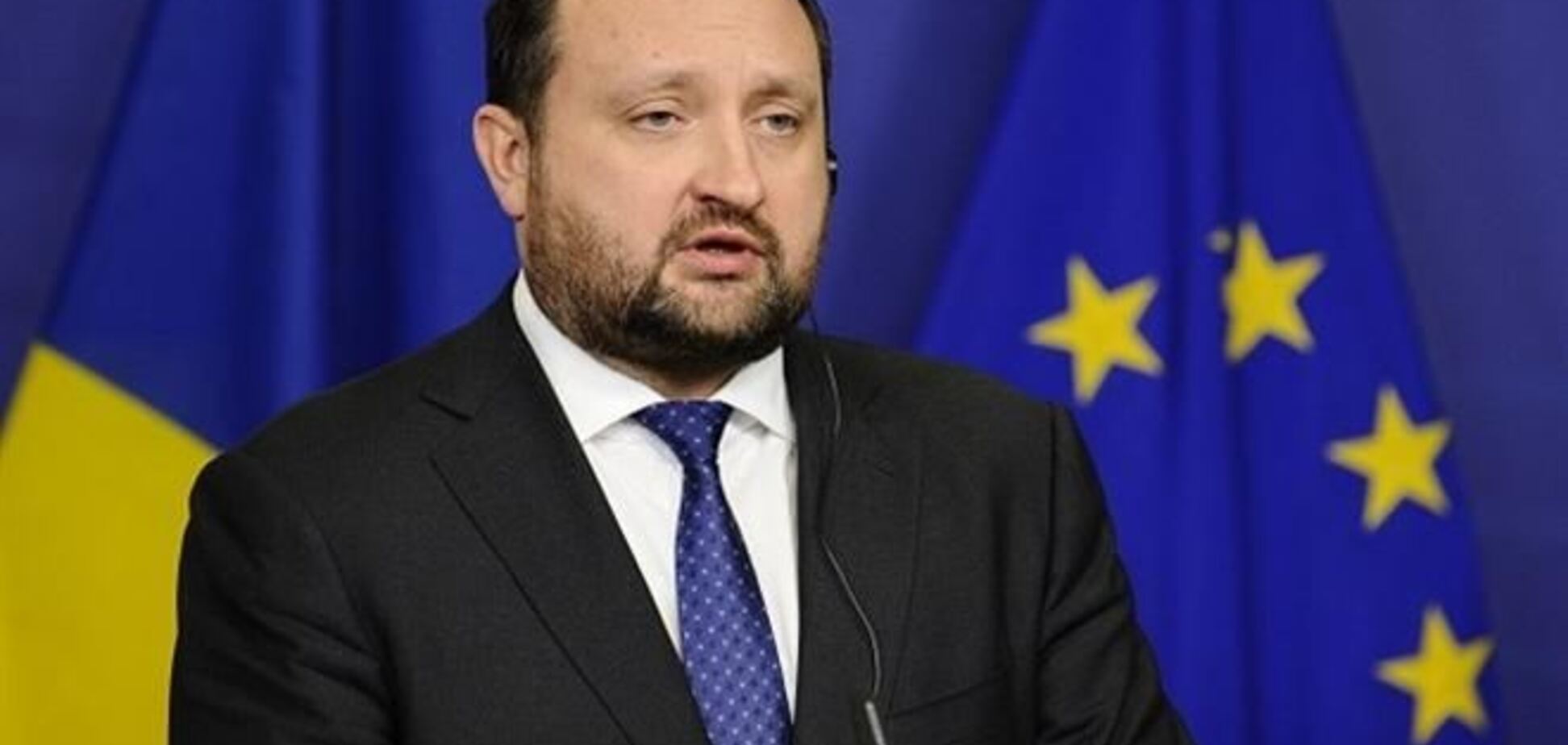 Янукович поручил Арбузову исполнять обязанности Премьера - указ