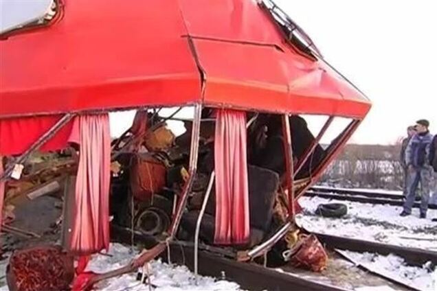 Жуткое ДТП на Сумщине: водитель отвлекся из-за яркого солнца