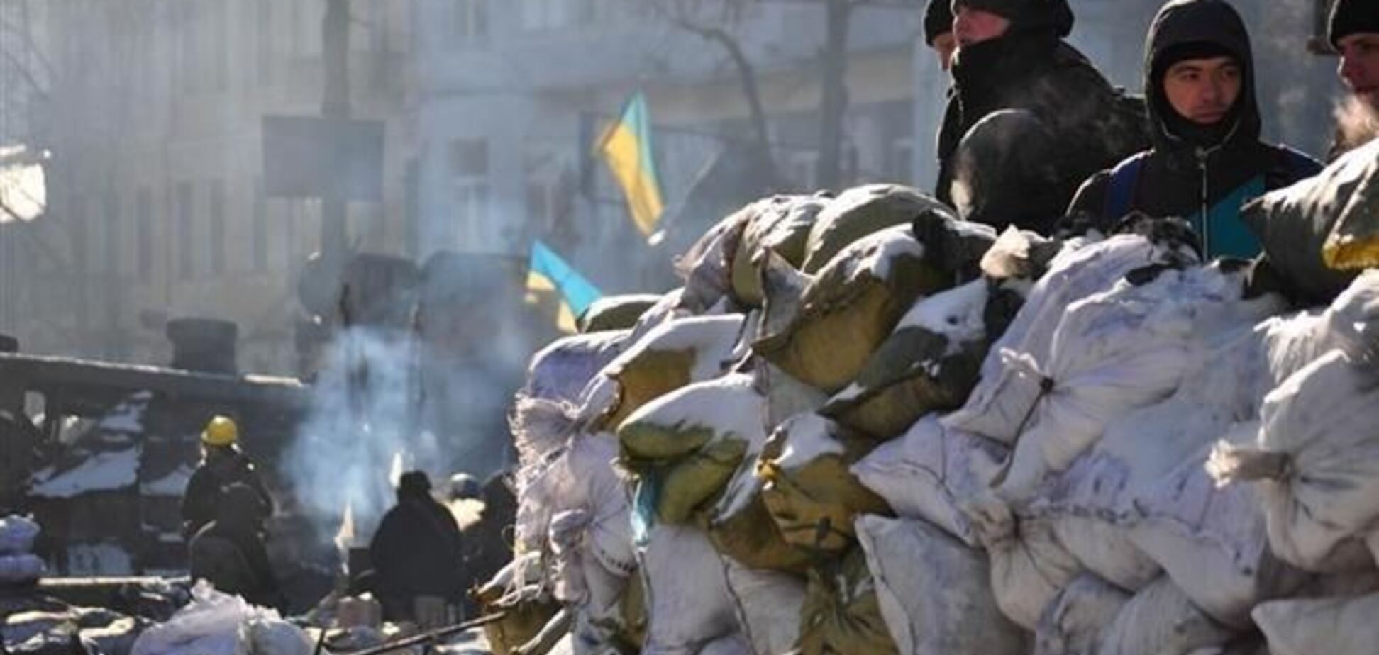 Баррикады на Грушевского могут атаковать из здания театра - активисты