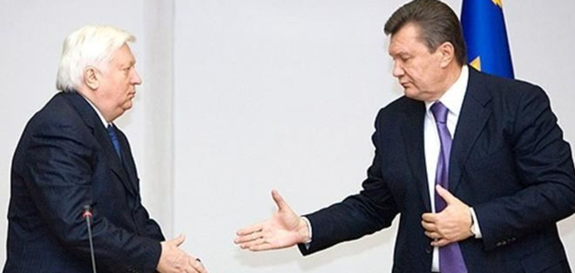 Янукович поблагодарил Пшонку за преданность своему делу