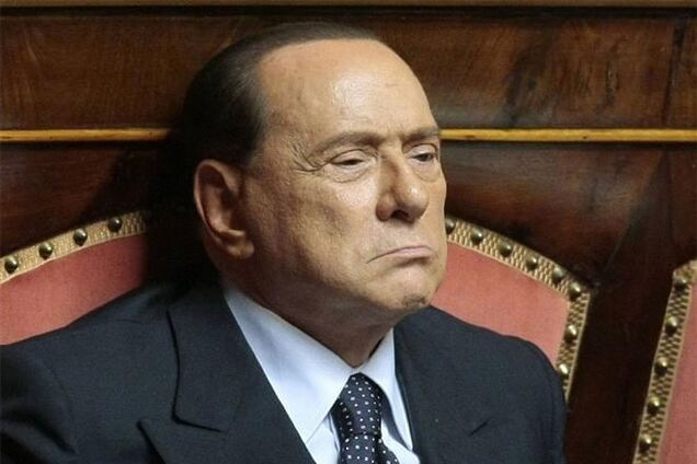 Берлускони намерен принять участие в выборах в Европарламент