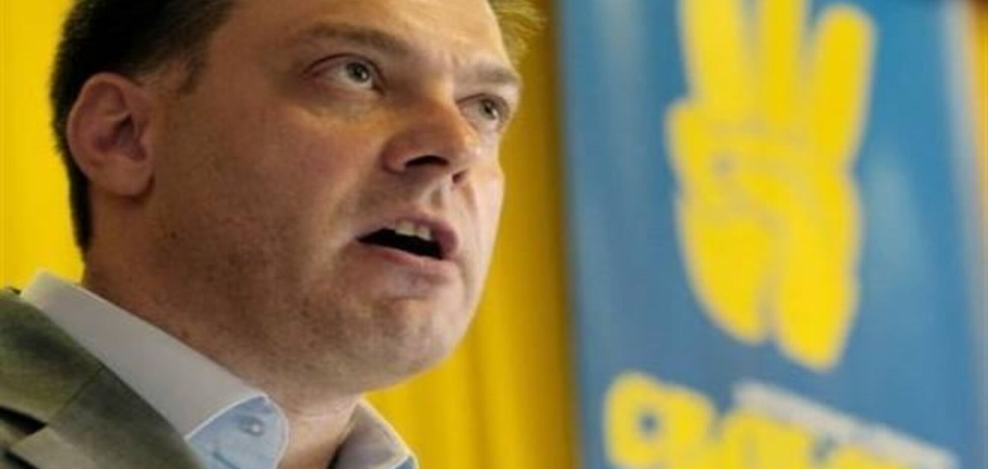 За кресло премьера идут большие торги - Тягнибок