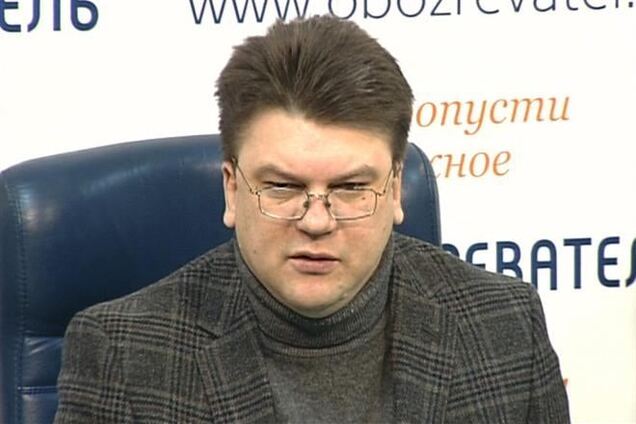 К Конституции 2004 г. надо вернуться немедленно, иначе на улицах будут стрелять – Жданов