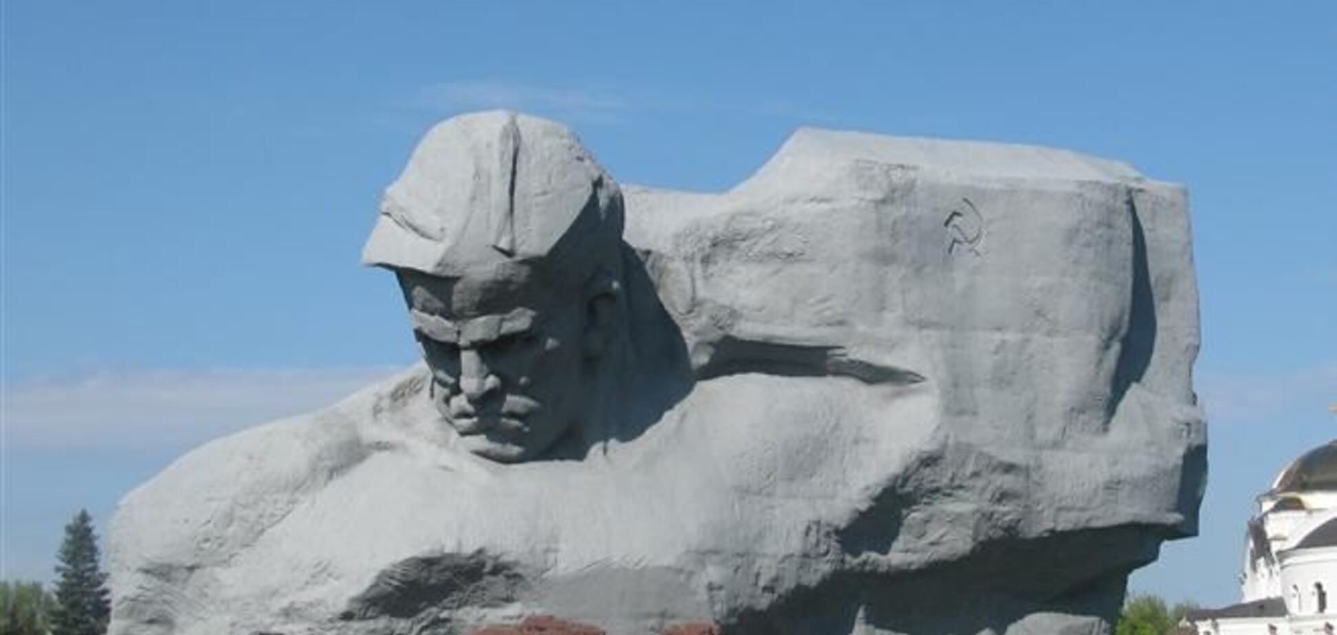 Белорусы возмущены тем, что CNN внесла памятник Брестской крепости в список самых уродливых в мире 