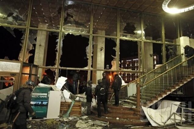 МВД подозревает, что коменданты что-то прячут в захваченных зданиях