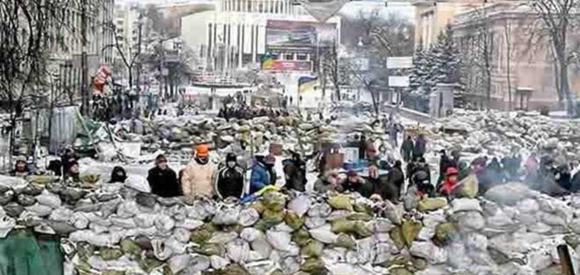 К баррикадам на Грушевского подтянулись силовики