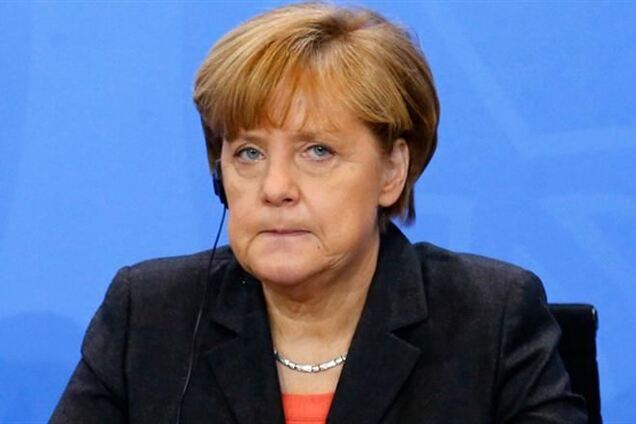Меркель допускає введення санкцій проти влади України