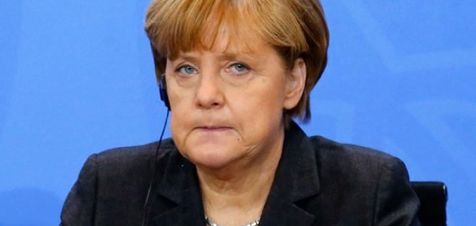 Меркель допускает введение санкций против властей Украины