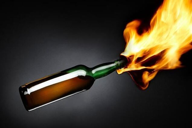 На Луганщине в дом свободовца бросили 'коктейль Молотова'