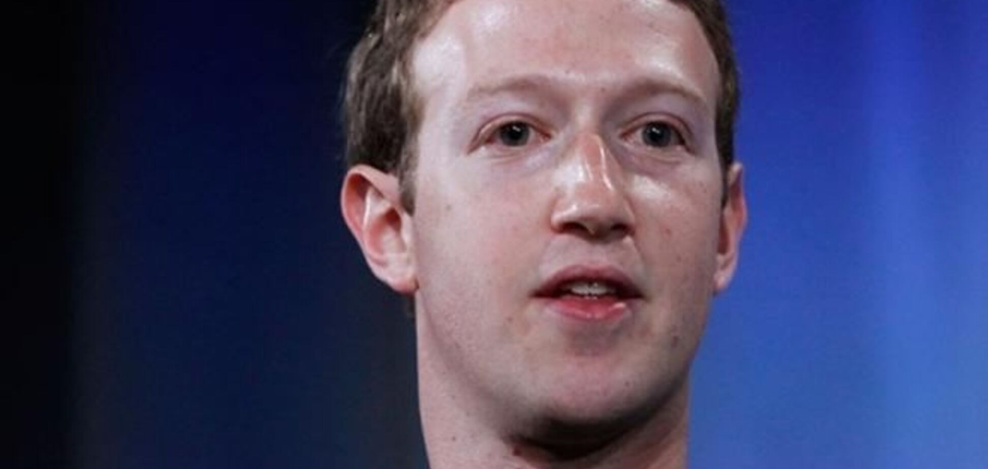 Цукерберг продал почти 10% акций Facebook