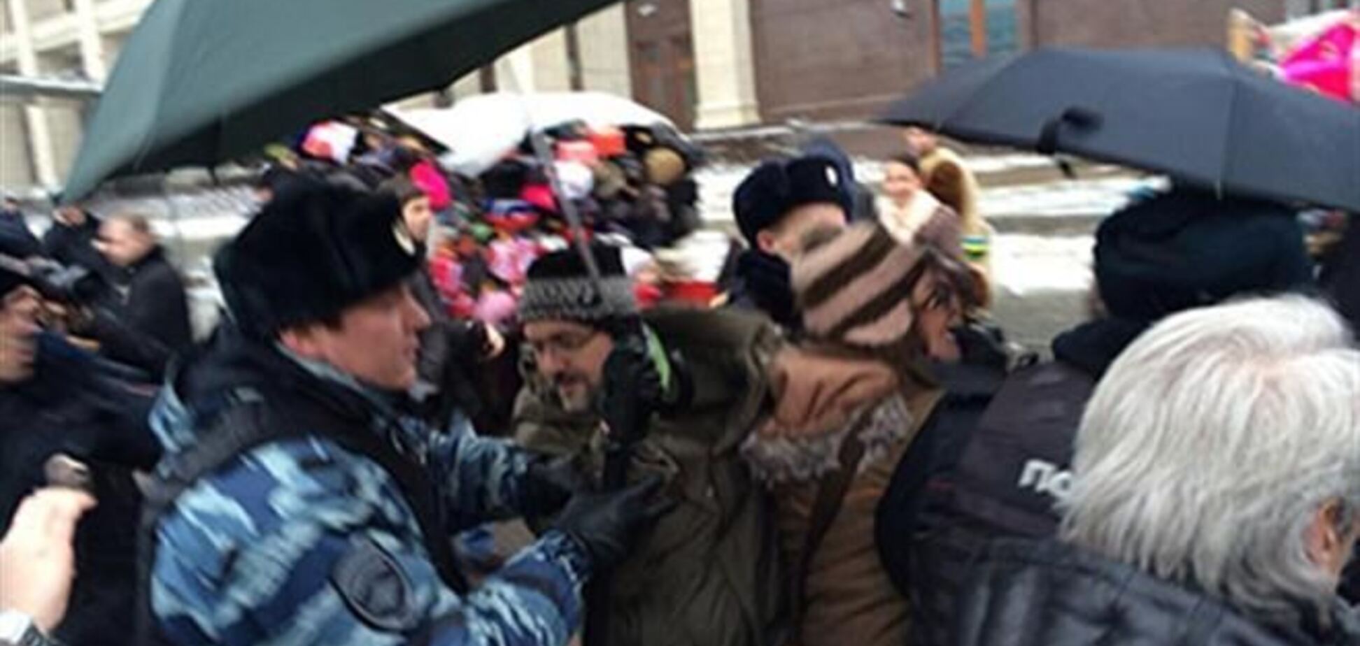 У Москві затримано учасників акції на підтримку телеканалу 'Дощ'