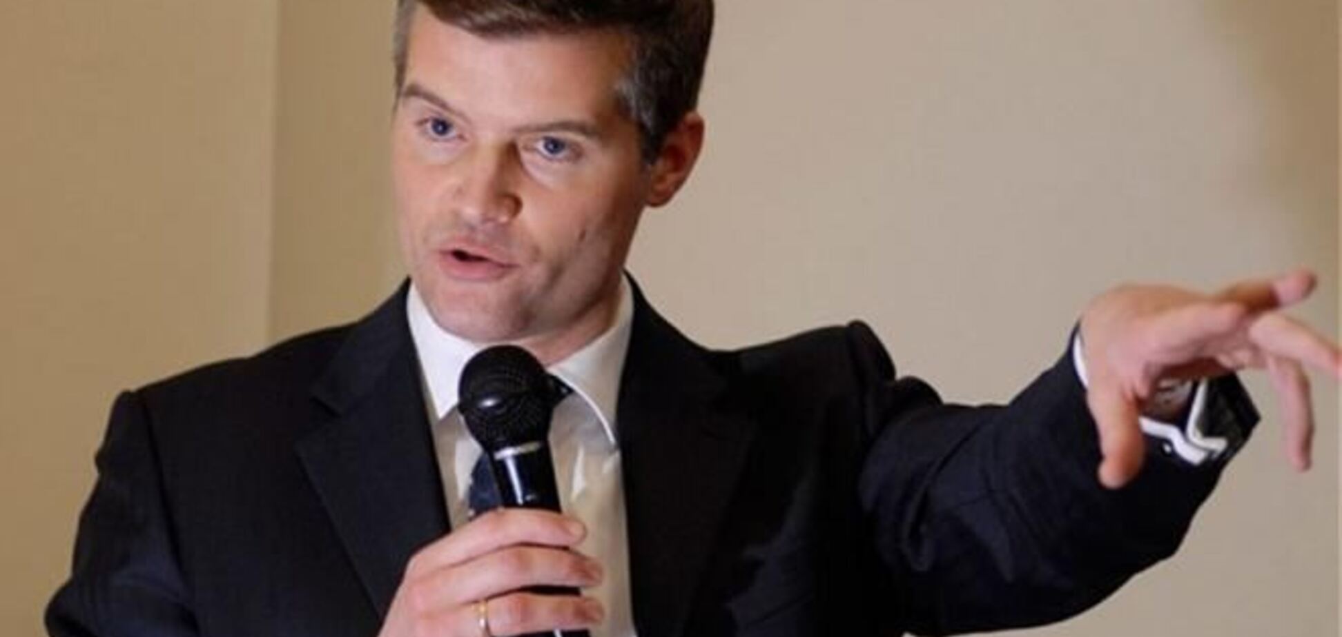 В Британии министр ушел в отставку из-за уборщицы-нелегалки