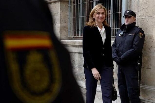 Испанскую принцессу допросили в суде