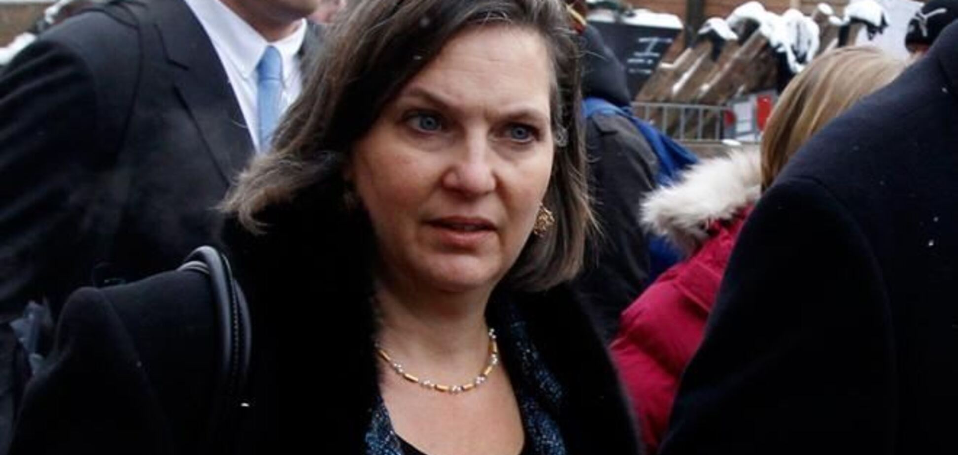 Разговор между Нуланд и Пайеттом был перехвачен в Украине - Reuters