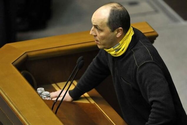 Парубий поручил МВД усилить охрану объектов связи