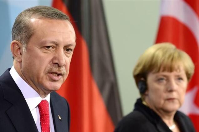 Германия и Турция считают референдум в Крыму незаконным