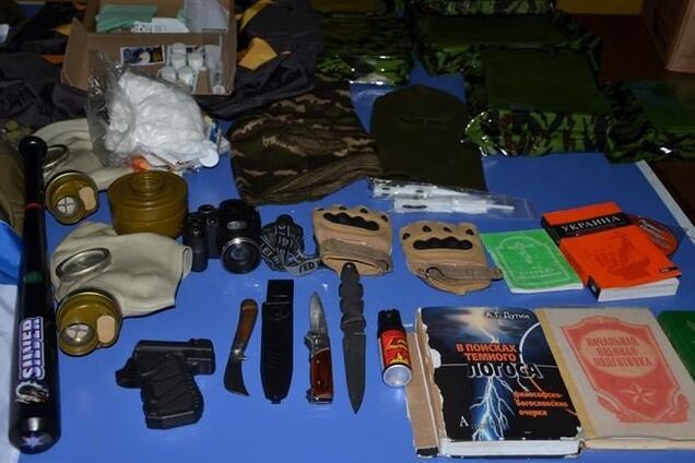 В Украину из России пытаются попасть бывшие зэки