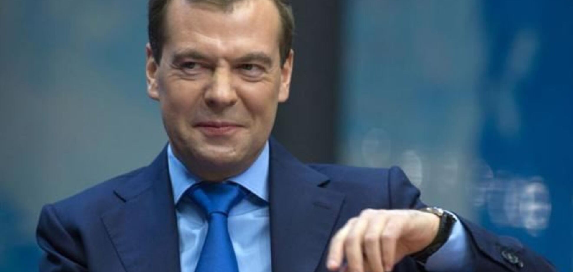 Медведев пообщается с Яценюком, если посчитает тему целесообразной