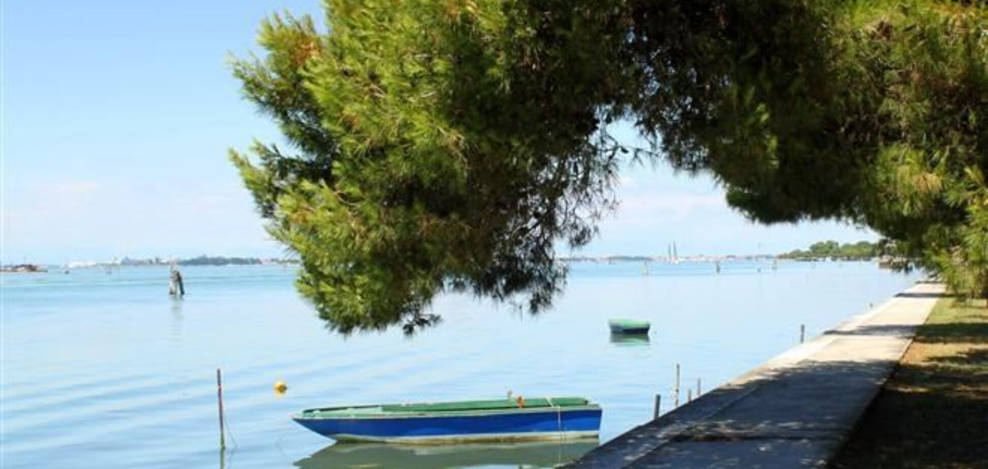 На острове в Венеции продают крепость времен Наполеона