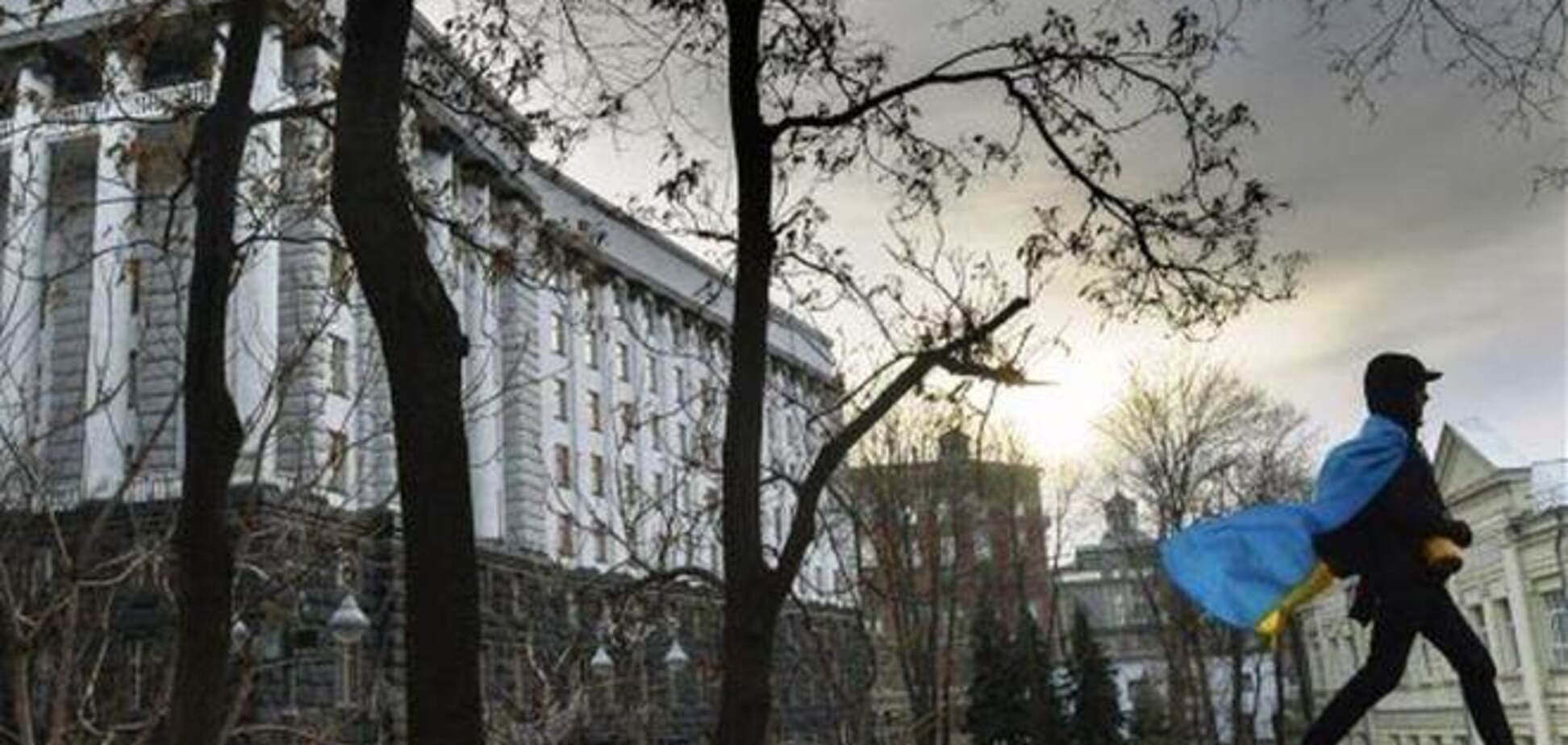 От властей Украины требуют за 100 дней вывести страну из кризиса