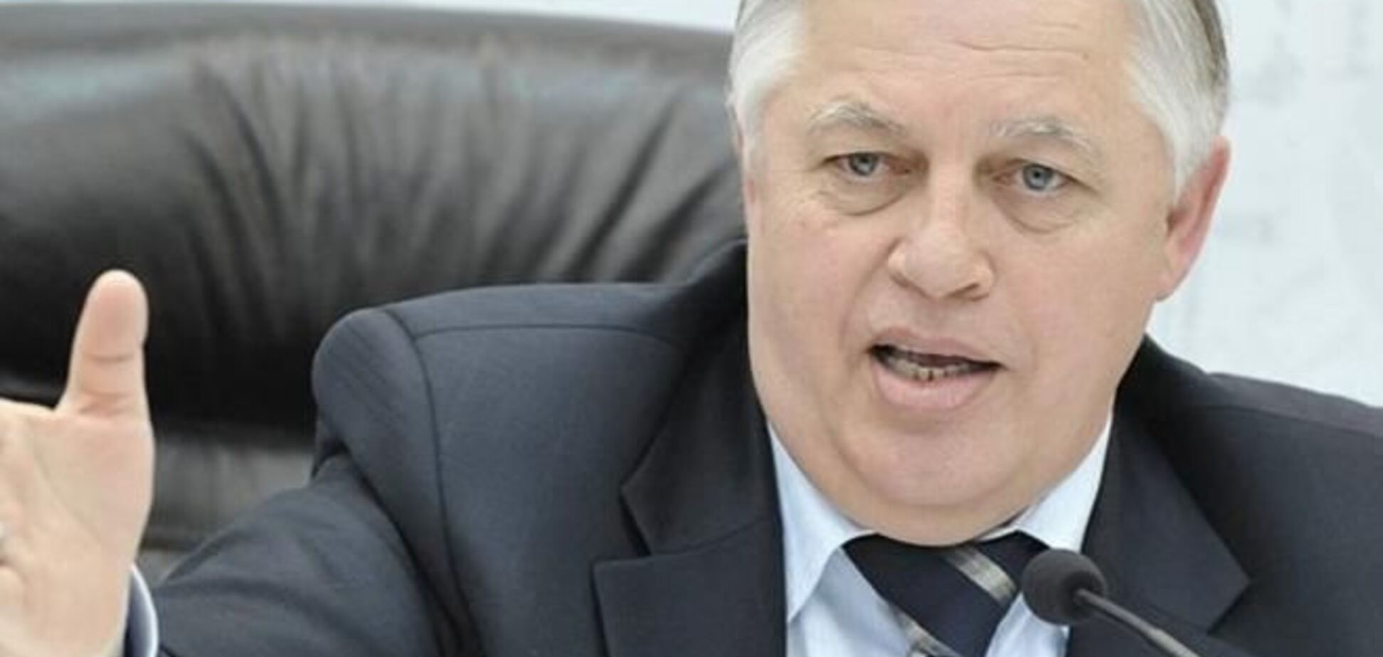 Симоненко вважає, що український ринок віддали на розтерзання закордонному виробникові