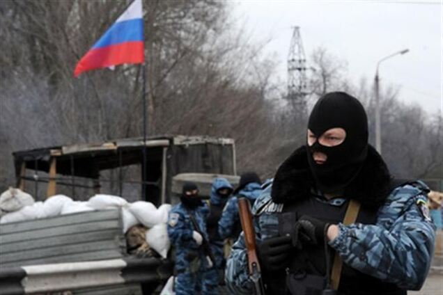 В Армянске избили и задержали французских тележурналистов