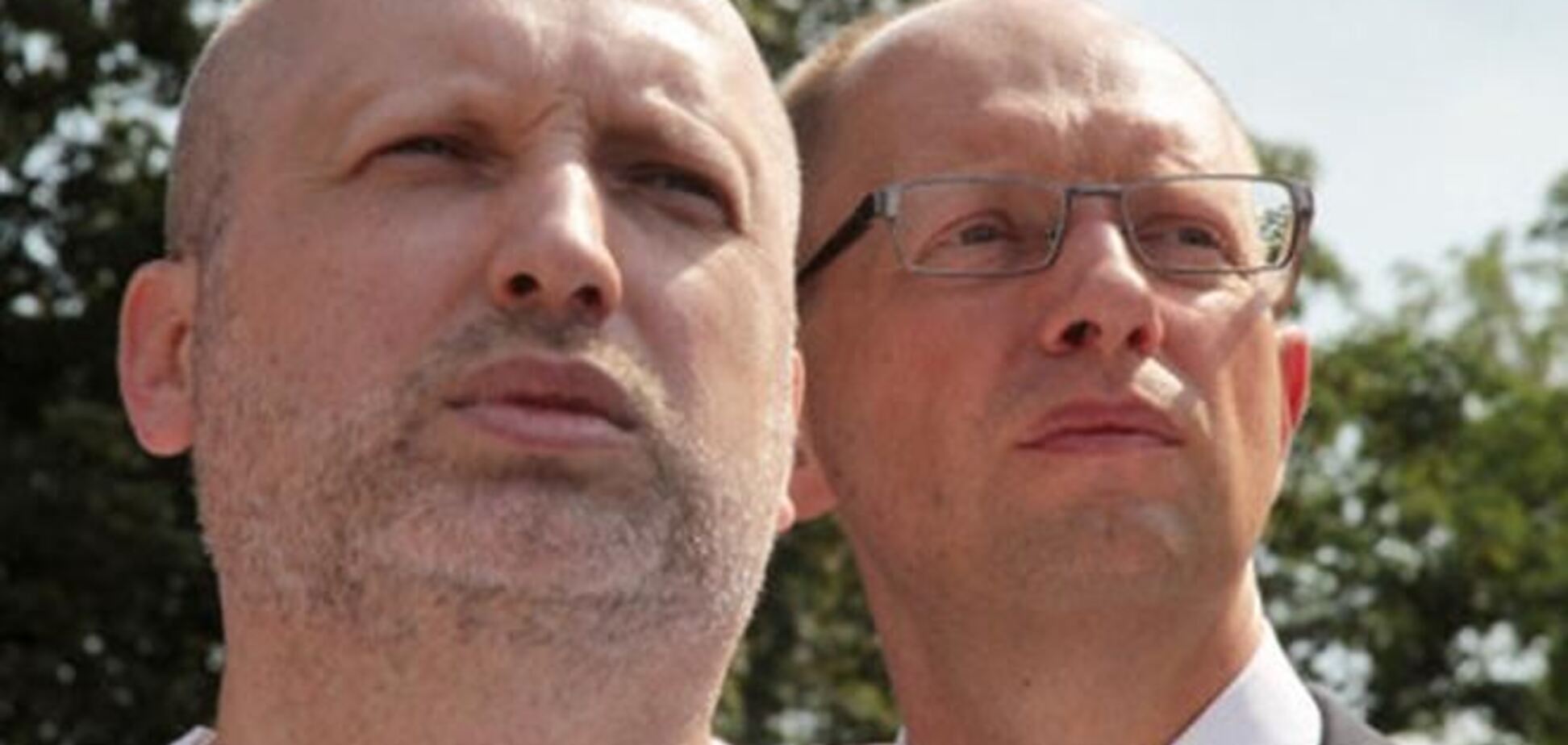 Турчинову и Яценюку запретят въезд в Крым - Константинов