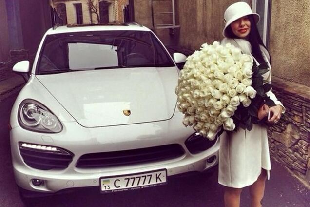 Дочь регионала Струка ездит на Porsche за $120 тысяч