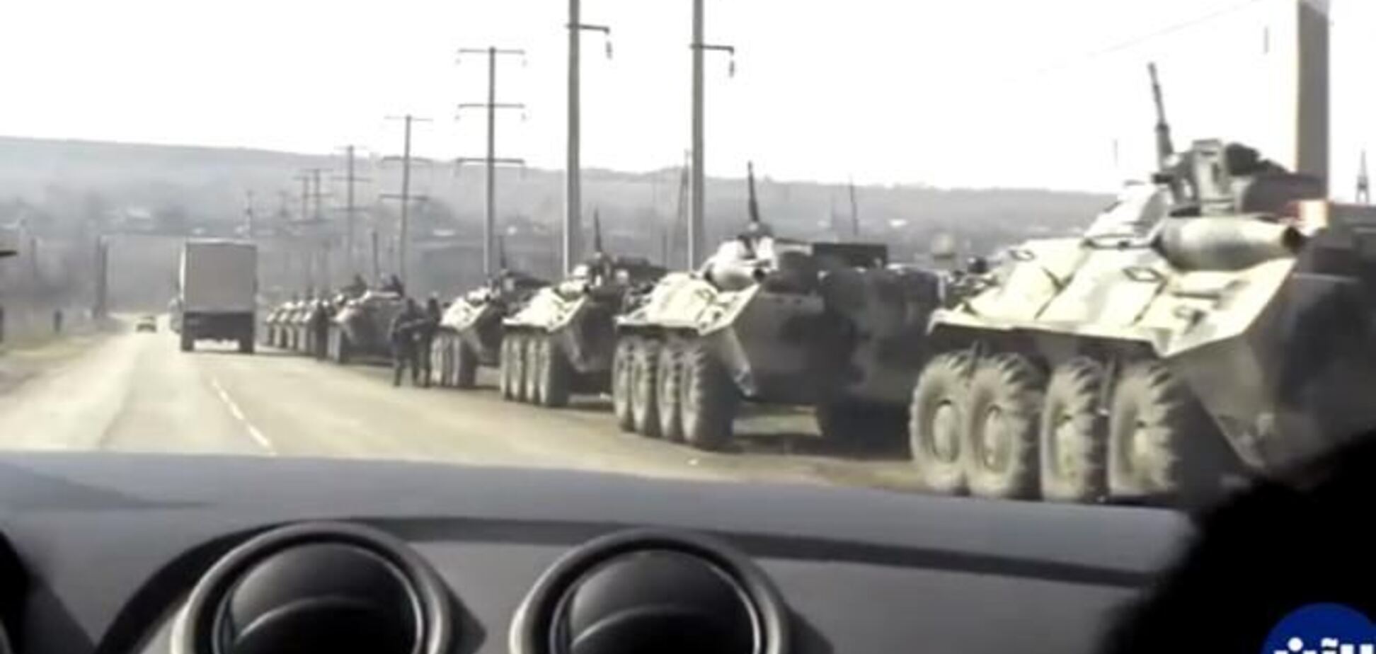 СМИ: российские танки уже в Керчи, но Москва их там 'не видит'