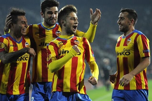 'Валенсия' разгромила 'Лудогорец', 'Тоттенхэм' проиграл 'Бенфике'. Все результаты 1/8 финала Лиги Европы