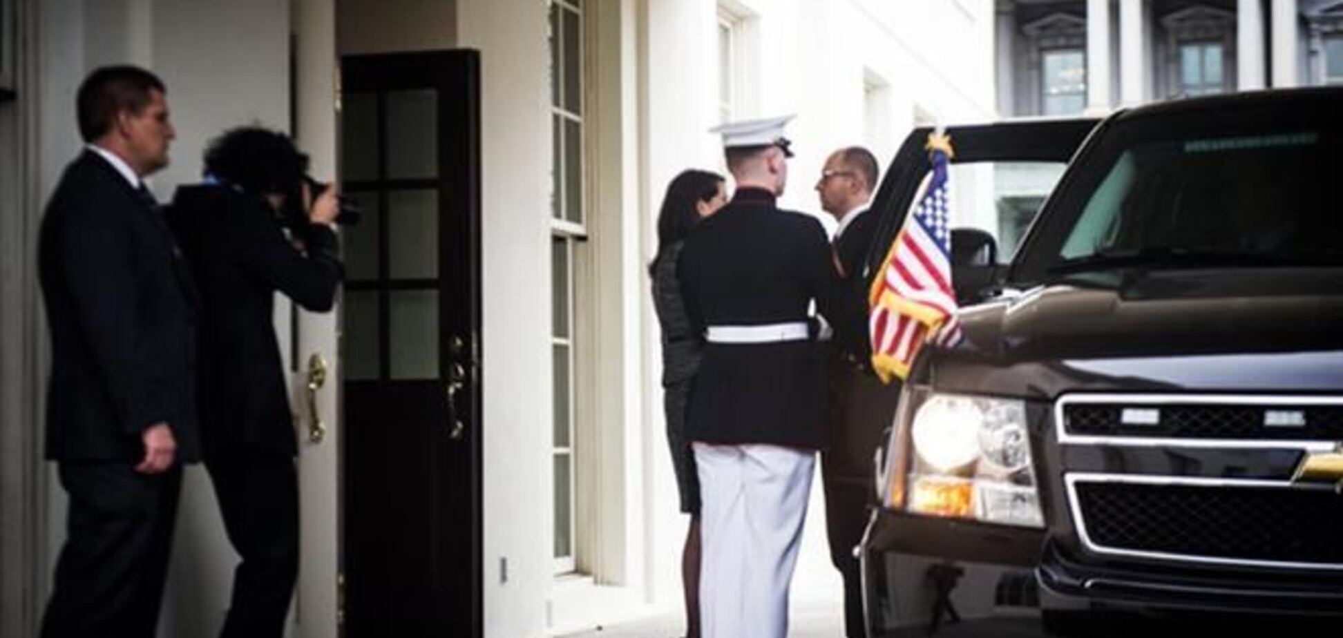 Американская газета использовала прозвище 'кролик' в заголовке о Яценюке