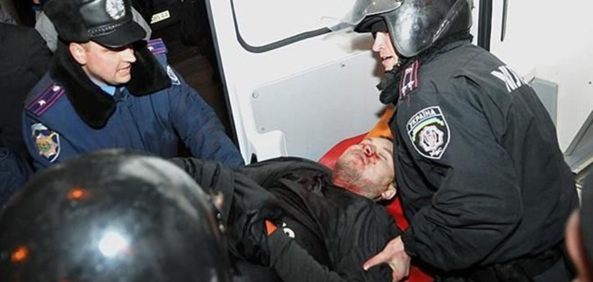 Убитых в Донецке активистов предлагают считать рыцарями Небесной Сотни