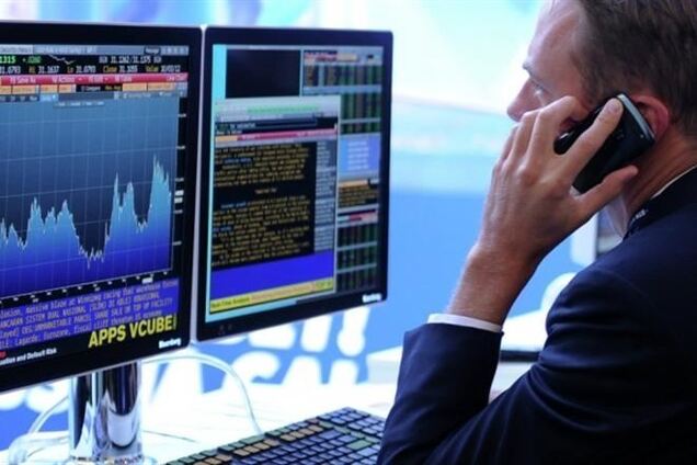 Вторжение в Крым и возможные санкции обвалили российские акции до уровня 2009 г.