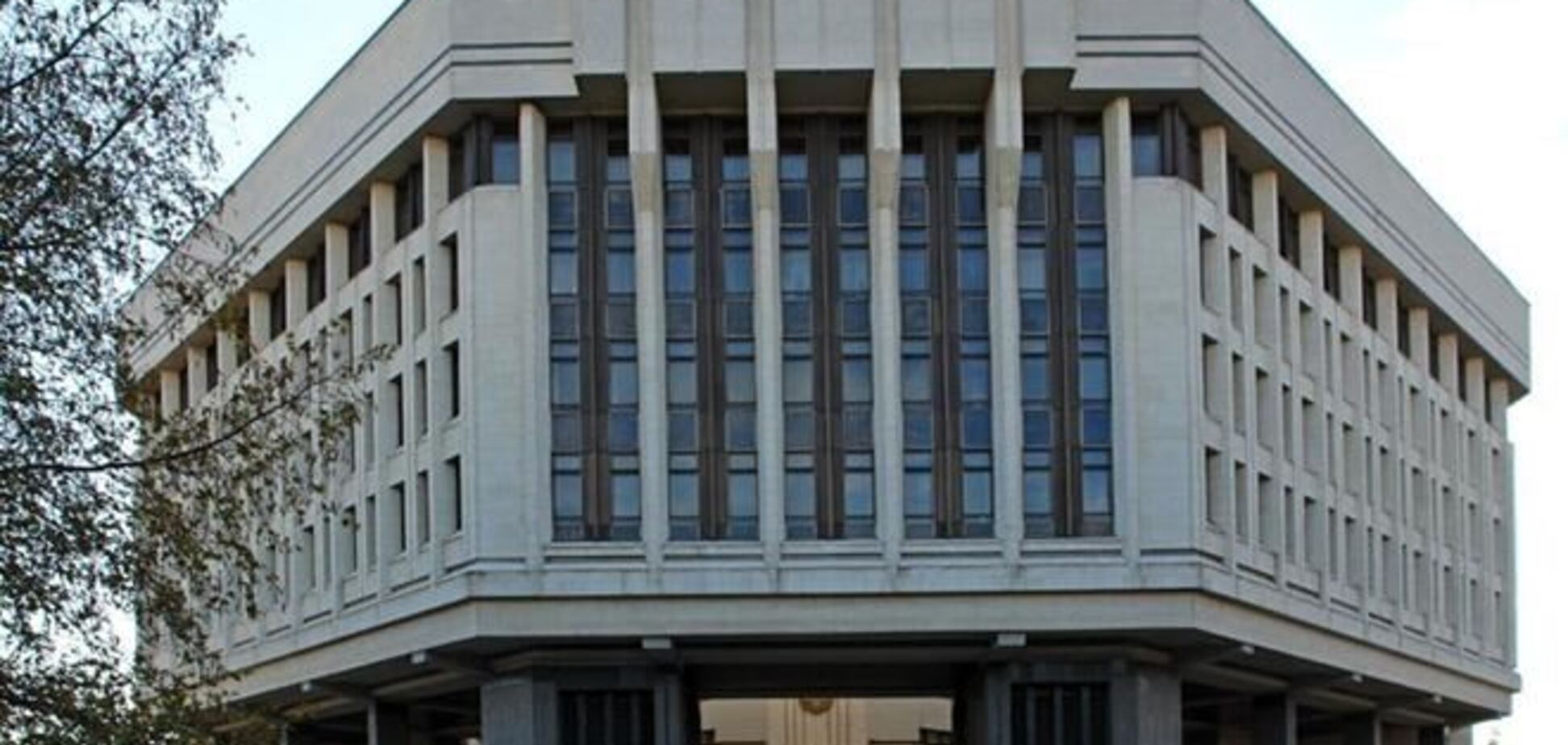 Рада распустила парламент Крыма