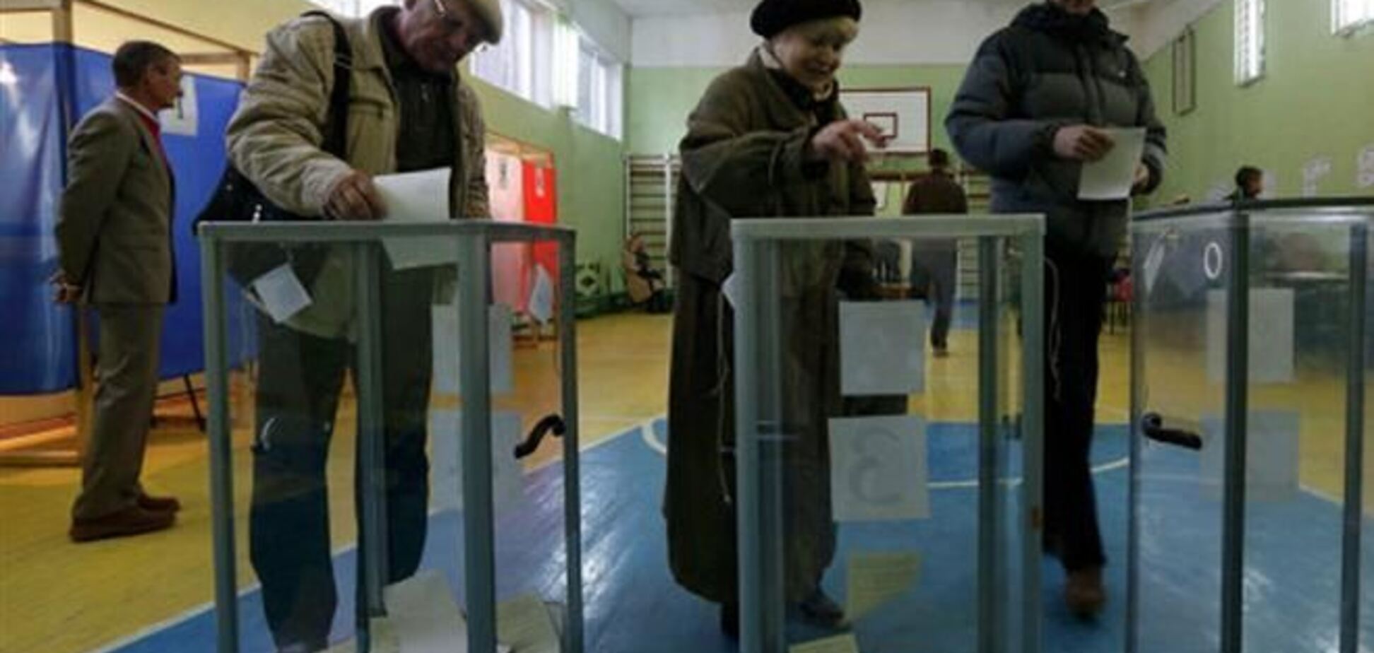 До полудня на референдумі встигли проголосувати майже 45% кримчан
