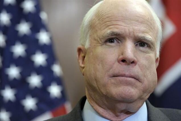 Маккейн: Россия - это автозаправка, маскирующаяся под страну