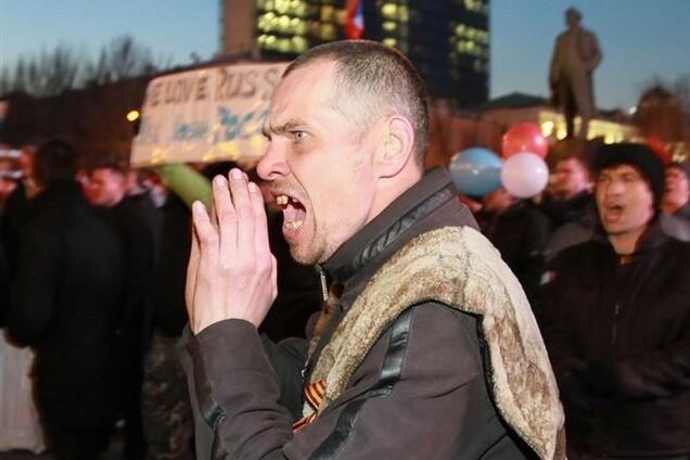 Аваков: на Востоке и Юге Украины действуют провокаторы из соседней страны