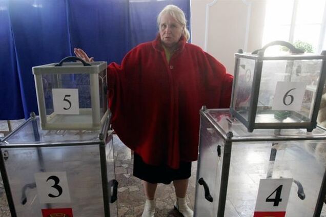 В Крыму проходит неконституционный референдум