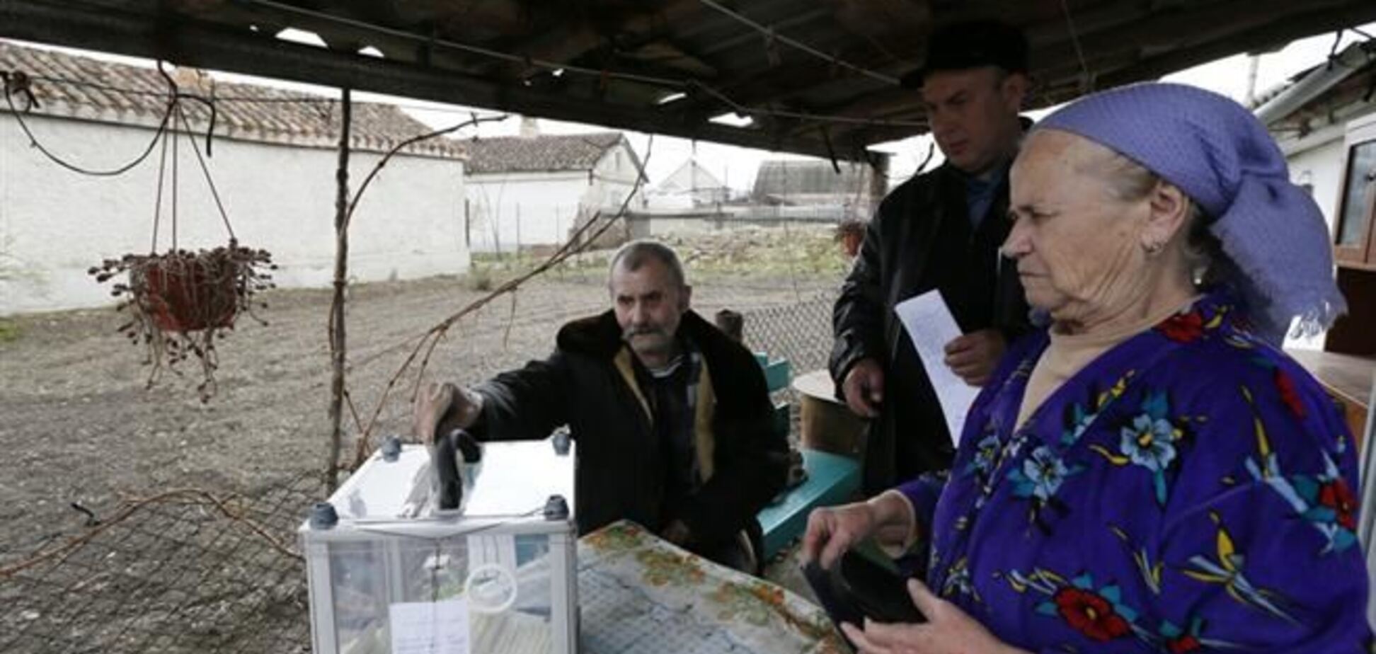 Власти Крыма объявили явку на 'референдуме' в 83%
