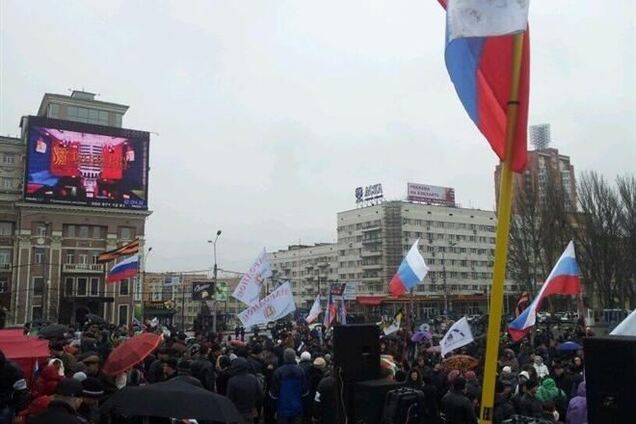 Донецк будет охранять милиция еще из двух областей