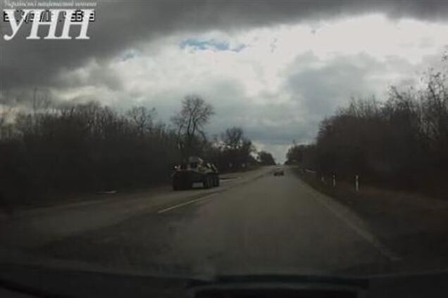 На Харьковщине на границе заметили танки