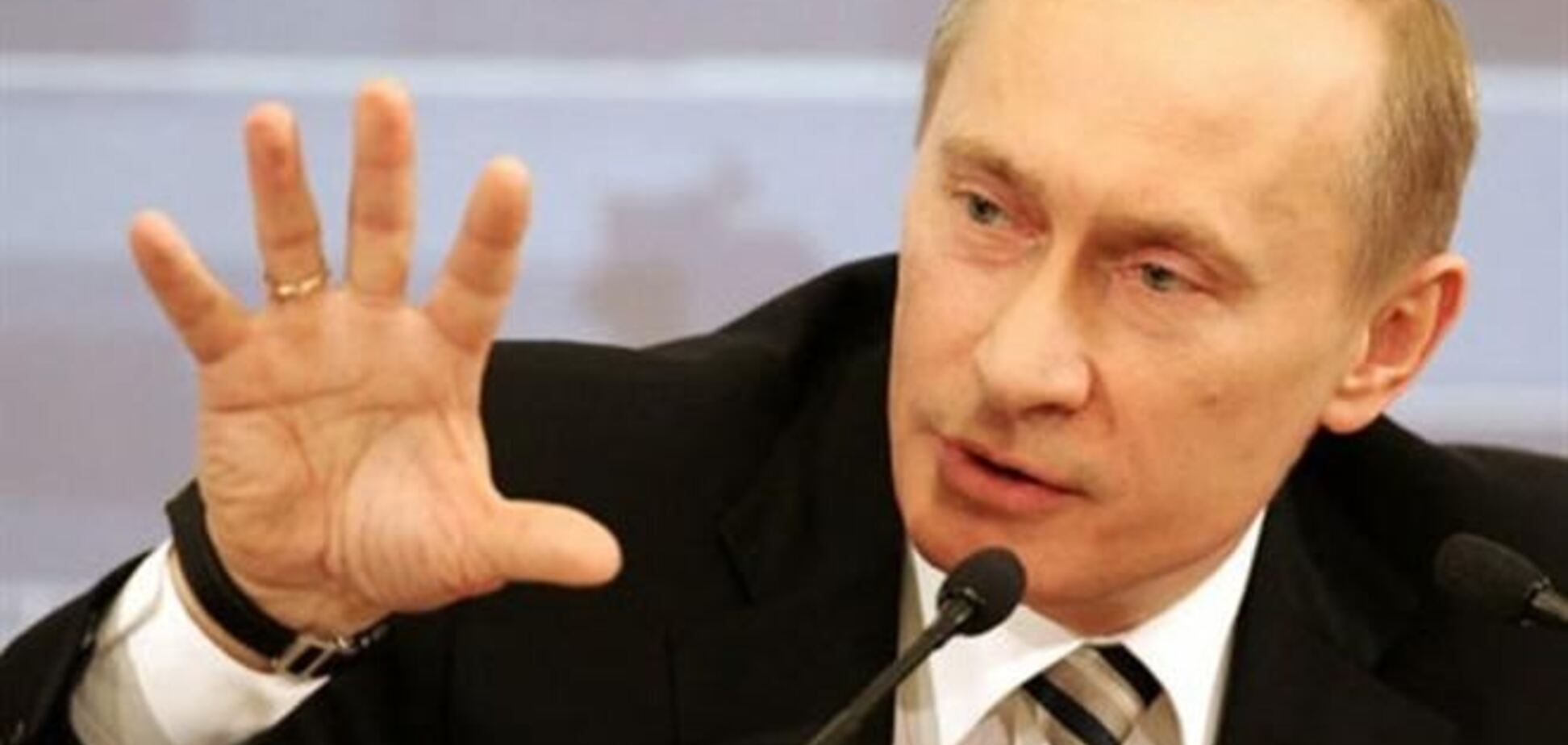 Санкции США могут коснуться и Путина - пресс-секретарь Обамы