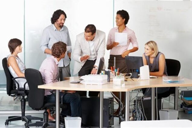 ТОП-10 страхов: треть украинских работников боятся понижения зарплаты