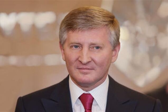 Ахметов: я переконував Януковича подати у відставку
