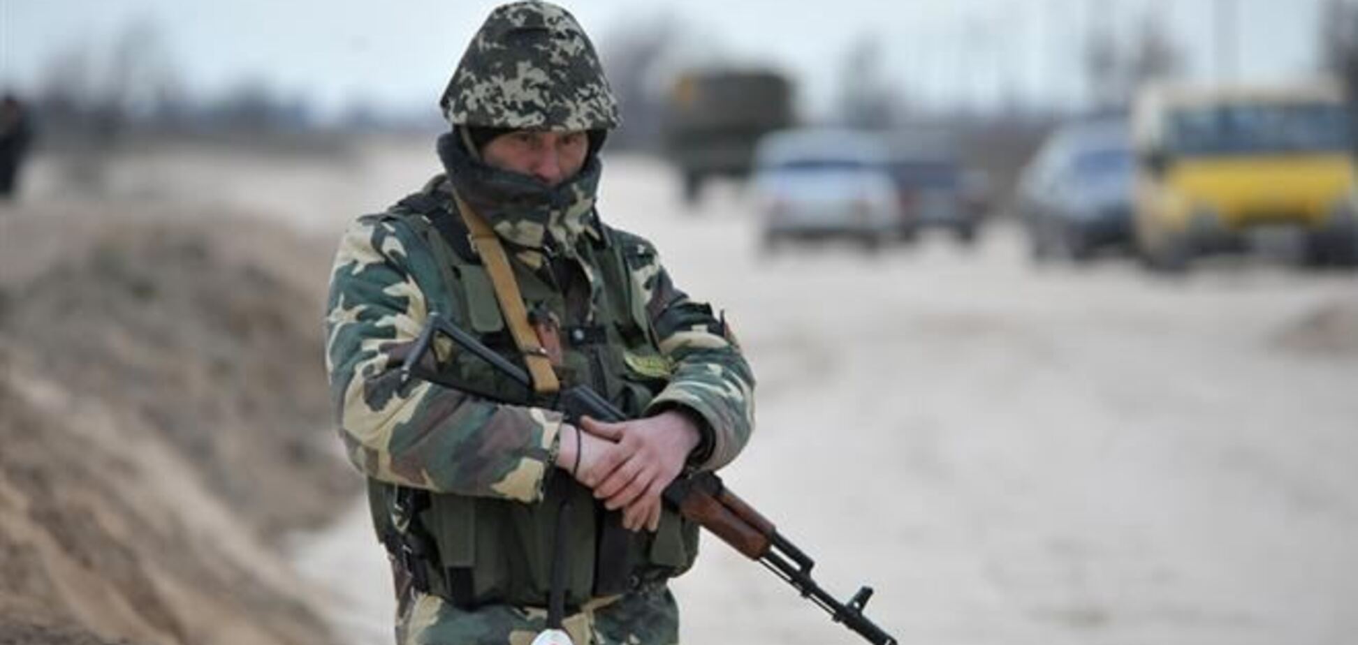 'Зелені чоловічки' викрали в Криму командира української військової частини