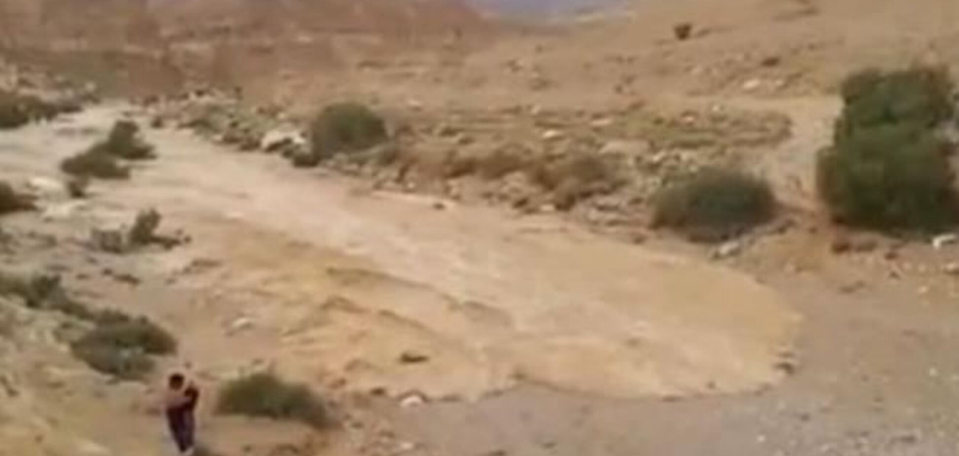 Невероятный момент возрождения реки в израильской пустыне