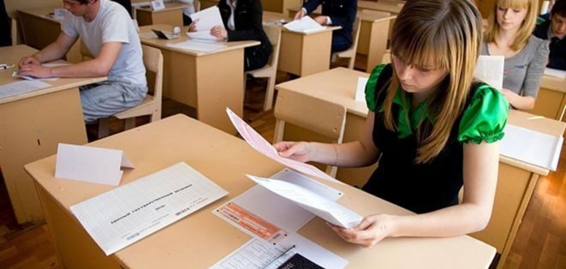 Крымские выпускники смогут поступить в российские вузы без ЕГЭ