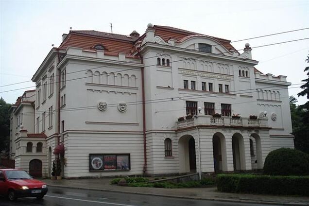 Російський драматичний театр Литви скасував гастролі в Росії