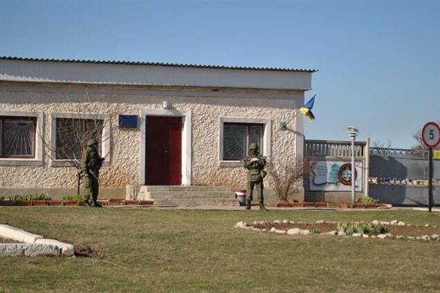 Аксенов объявил имущество украинских воинских частей собственностью Крыма